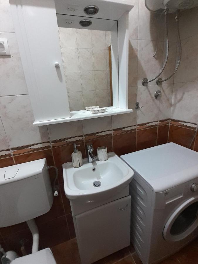 Apartmani Irena Tivat Exterior foto